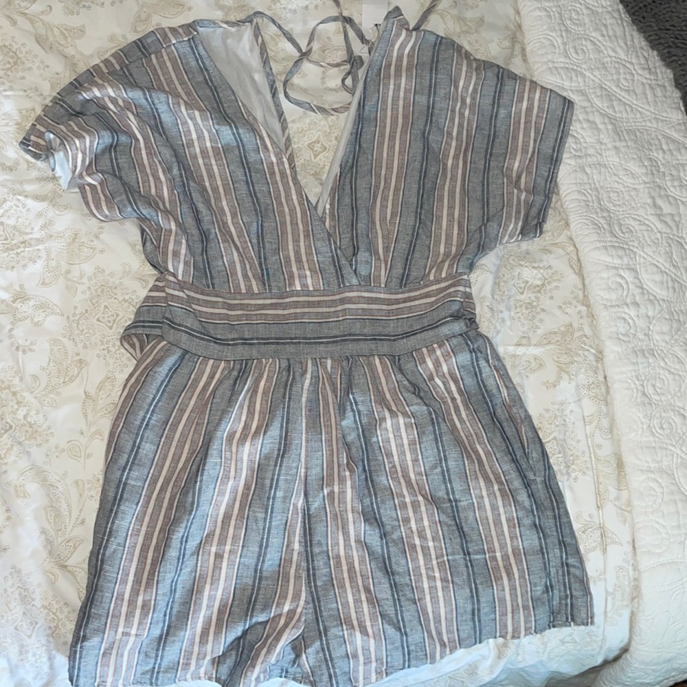 American Eagle Shorts romper